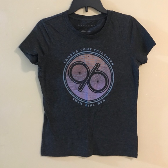 ☀️GRAPHIC TEE - Picture 1 of 3